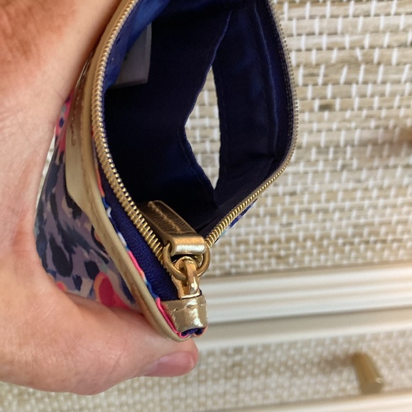 Lilly Pulitzer key/ID/ card purse - Picture 4 of 5